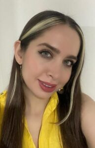 Nastaran Omidi Artist