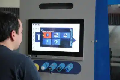 demo-pilot.jpg Thibaut "Pilot" intuitive machine control interface - proprietary software for efficient stone processing operations - reduces training time and operator error