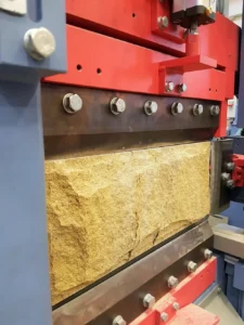 macchine-per-pitching-copertina MEC stone splitting machine for granite and concrete - TESMO series up to 3 metre splitting width - world leader since 1996 - ISO 9001 certified - Stone+tec 2026 Hall 12 Stand B01